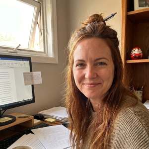 Sydney Thomas manifestation expert